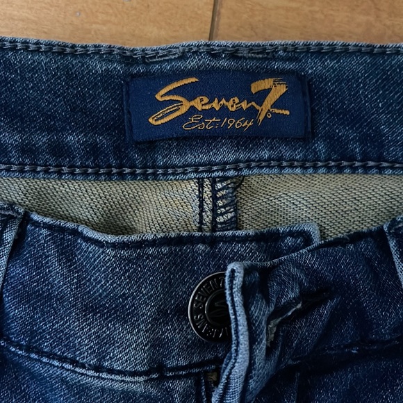 Seven7 Girlfriend Capri Jeans Size 4 - Picture 3 of 5